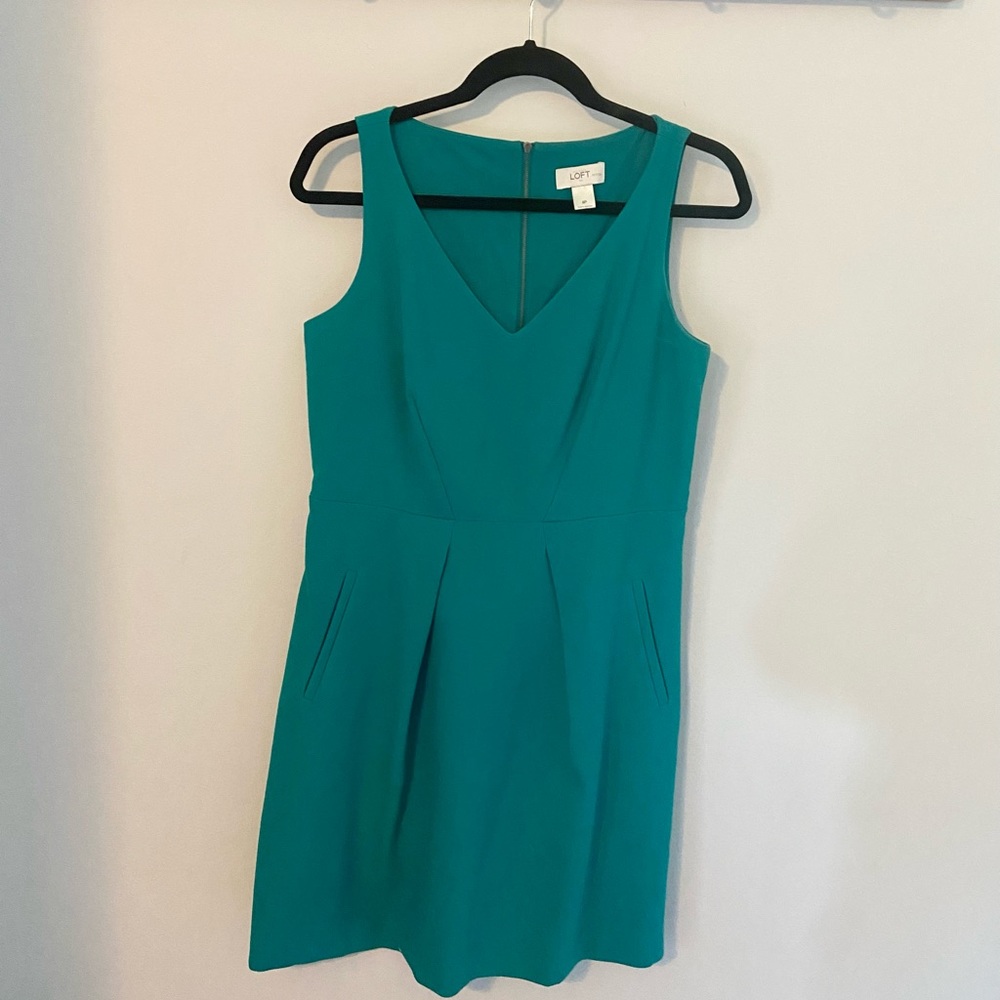 Adorable emerald cocktail dress. Lightly worn.